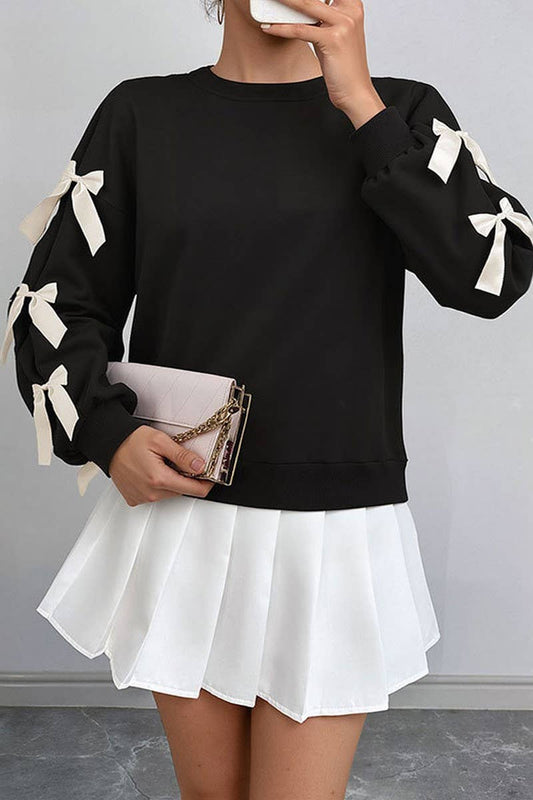 BOW CREWNECK CHRISTMAS SWEATSHIRT